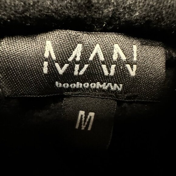 Boohoo Man Official Man Skull Themed Black Hoodie Sweatshirt Size M - Picture 3 of 5